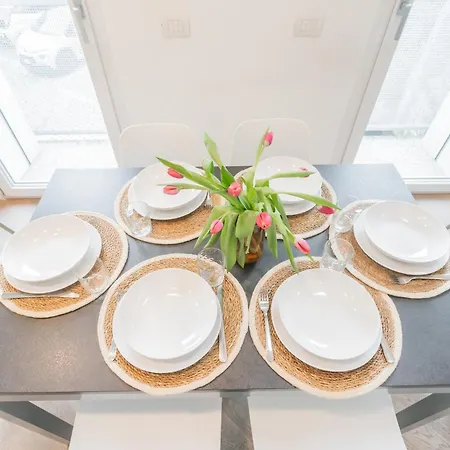 Borsieri With Parking By Rent Apartment *