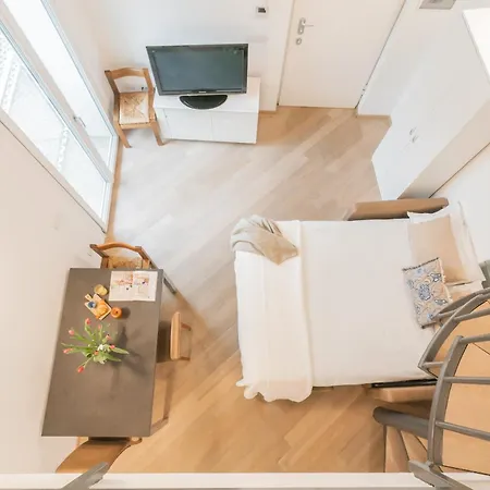 Appartement Casa Dani In Centre With Parking By Rent