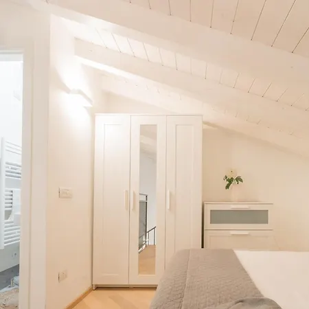 Borsieri With Parking By Rent Apartment *