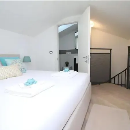 Apartment Borsieri With Parking