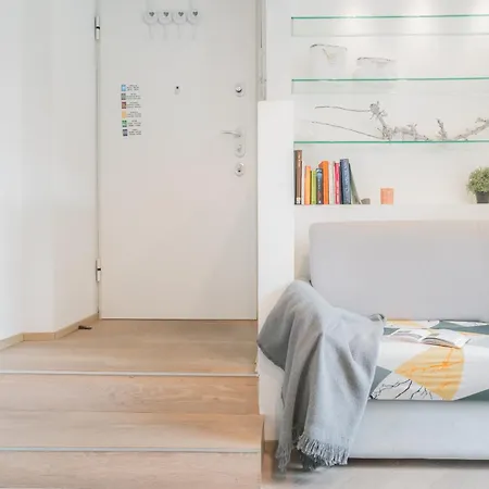 Borsieri With Parking Apartment Como