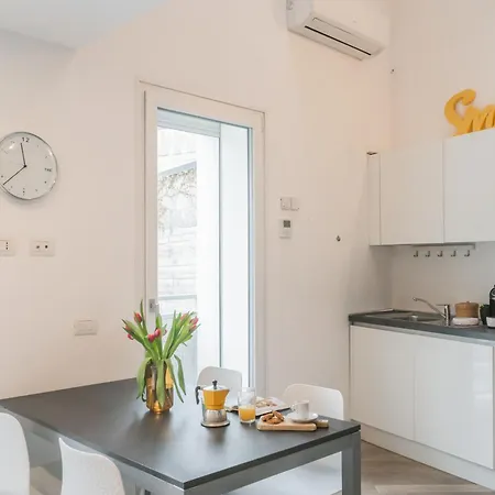 Borsieri With Parking Apartment