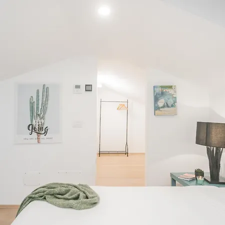 Apartment Borsieri With Parking