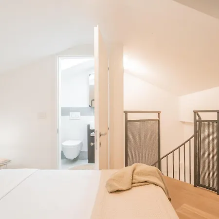 Apartment Borsieri With Parking *